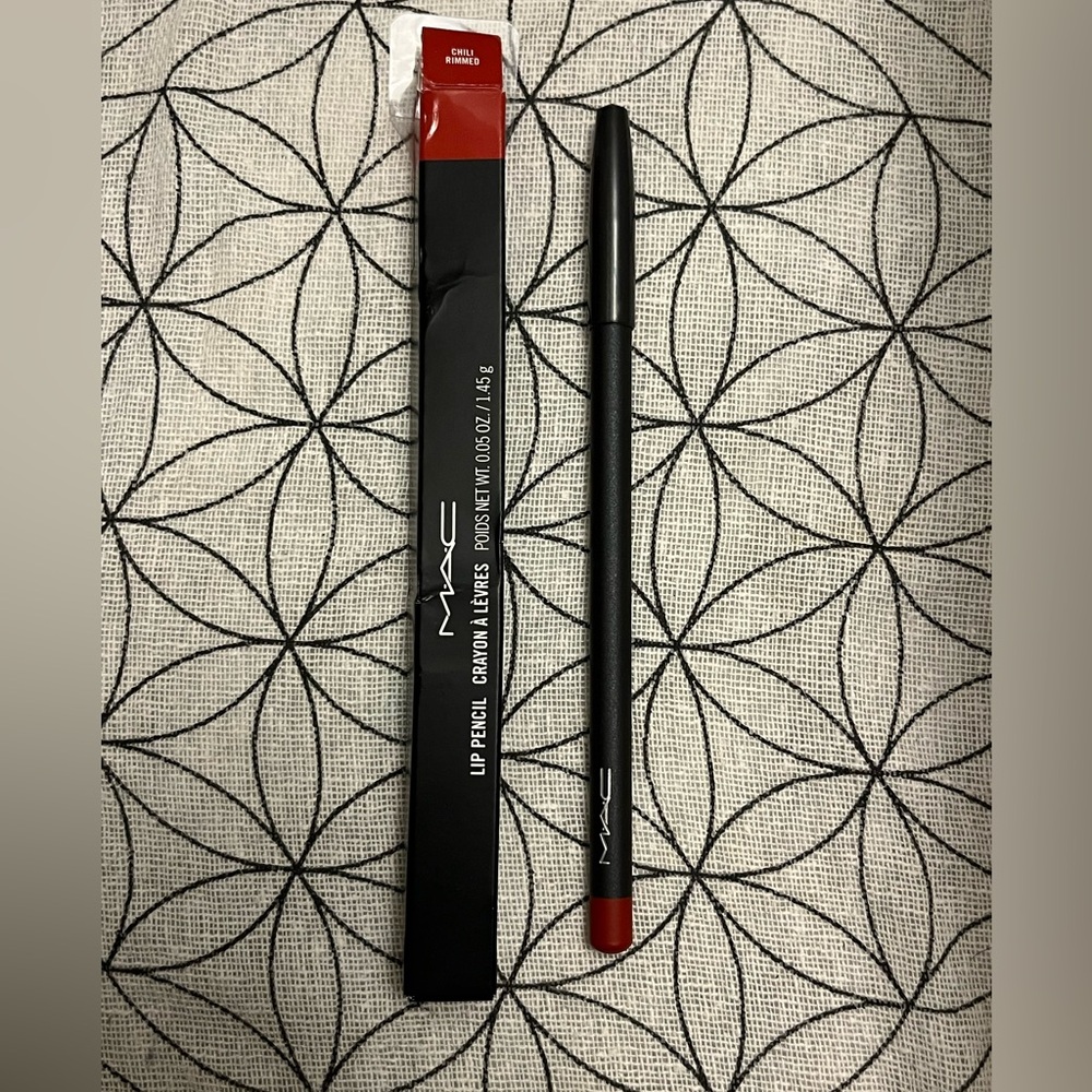 BNIB Mac Cosmetics Lipliner Pencil Chili Rimmed 🌶️ FINAL PRICE❣️